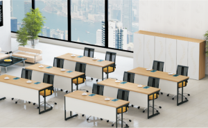 買培訓(xùn)臺(tái)是有技巧的，就讓朗哥告訴你。