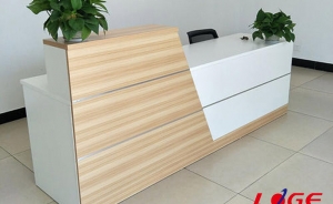 選購(gòu)銀行辦公家具需要注意哪些問(wèn)題呢？