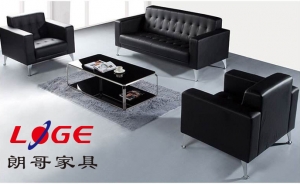 辨別真皮辦公家具真?zhèn)涡鑿哪男┓矫孢M(jìn)行呢？