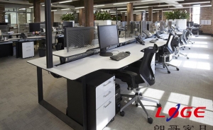 為何辦公家具定制好處更多？需如何進(jìn)行？